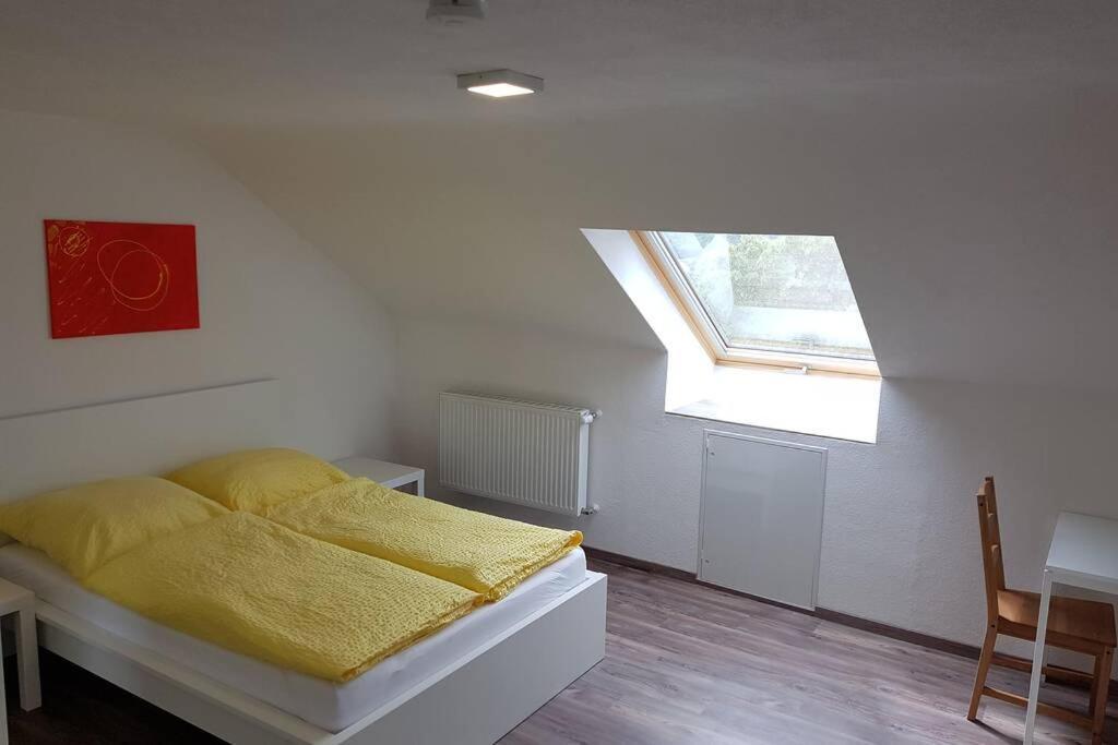 Dachwohnung Eyb Mit 3 Schlafzimmern Ansbach Luaran gambar